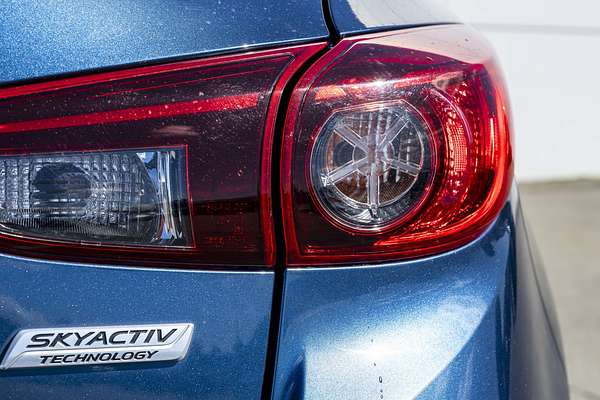 2017 Mazda Axela
