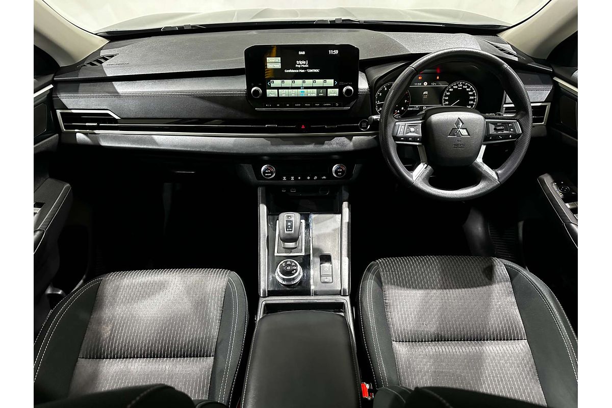 2021 Mitsubishi Outlander ES ZM