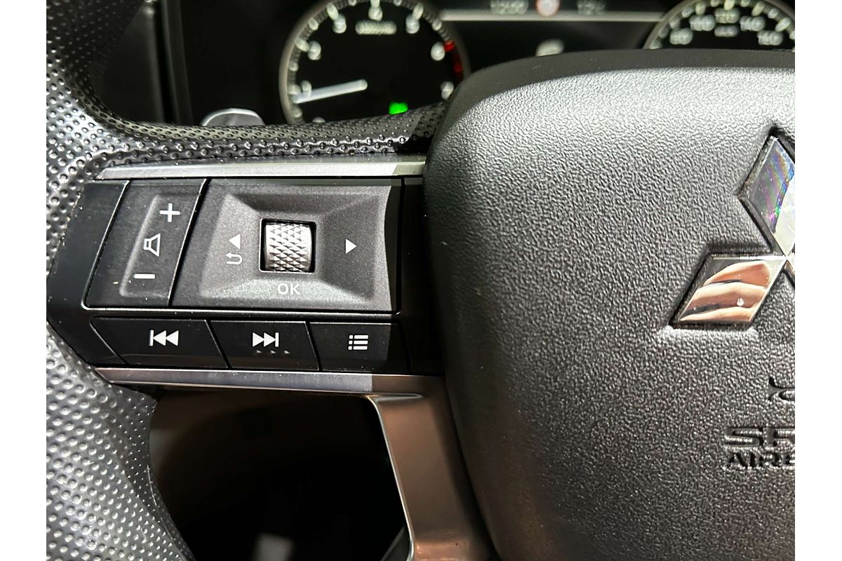 2021 Mitsubishi Outlander ES ZM