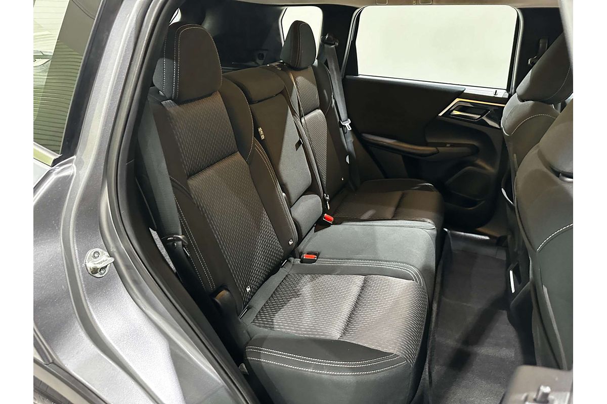 2021 Mitsubishi Outlander ES ZM