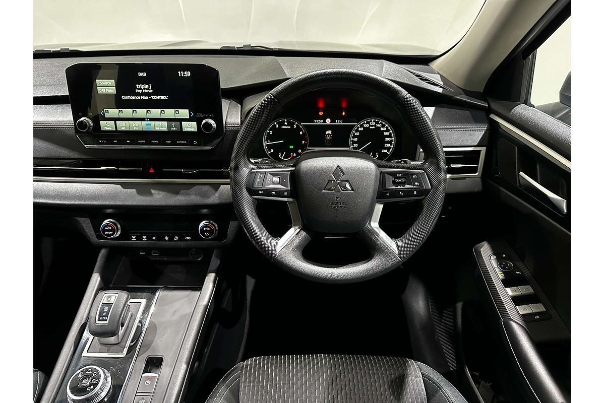 2021 Mitsubishi Outlander ES ZM