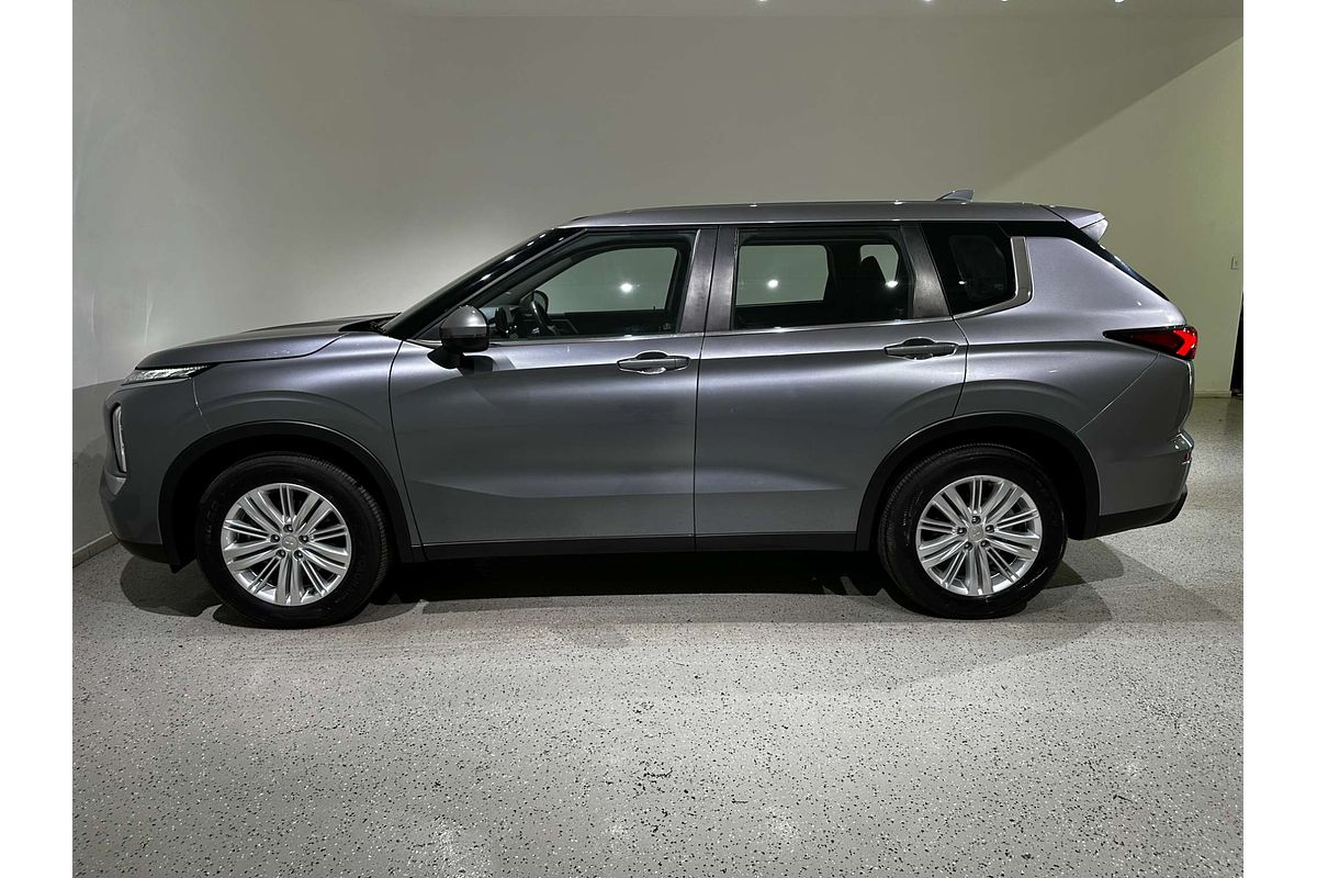 2021 Mitsubishi Outlander ES ZM