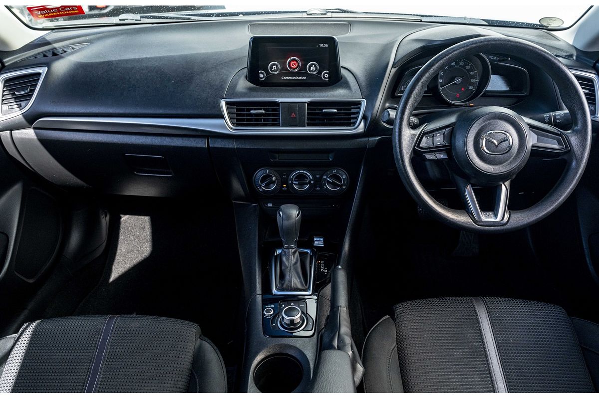 2017 Mazda Axela