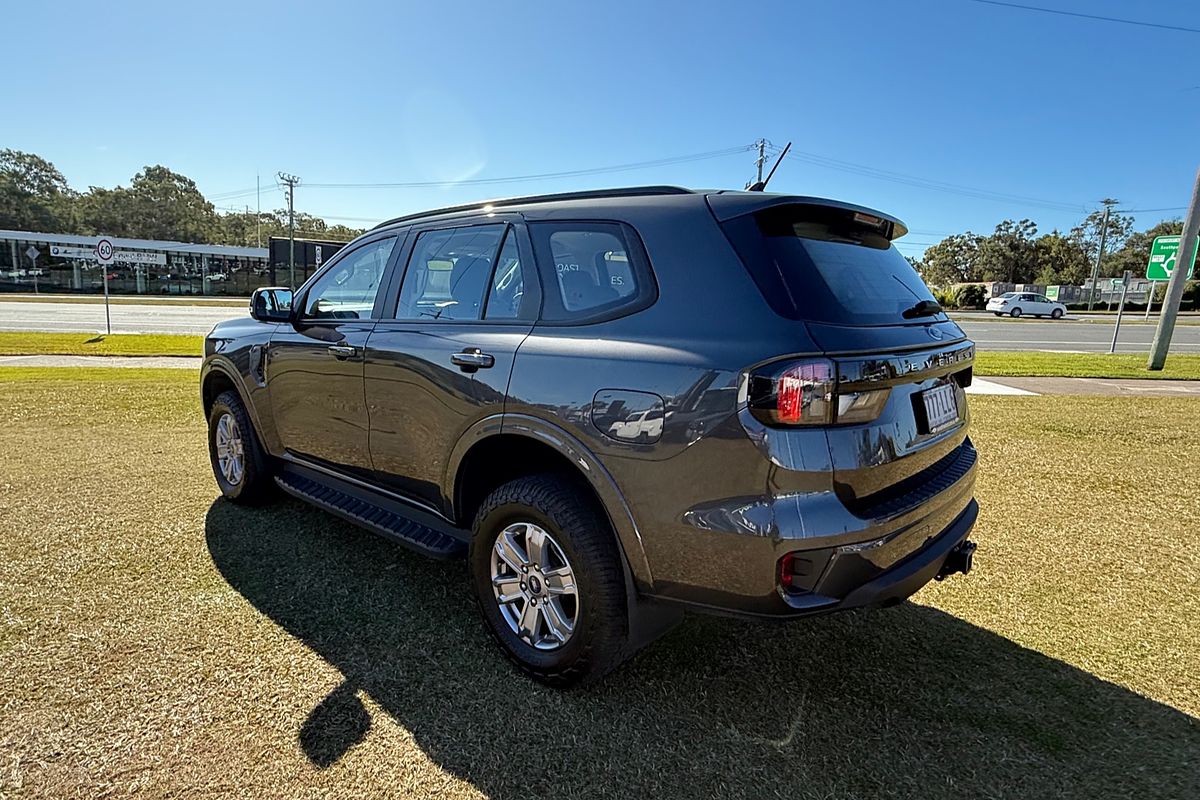 2024 Ford Everest Ambiente 2.0L