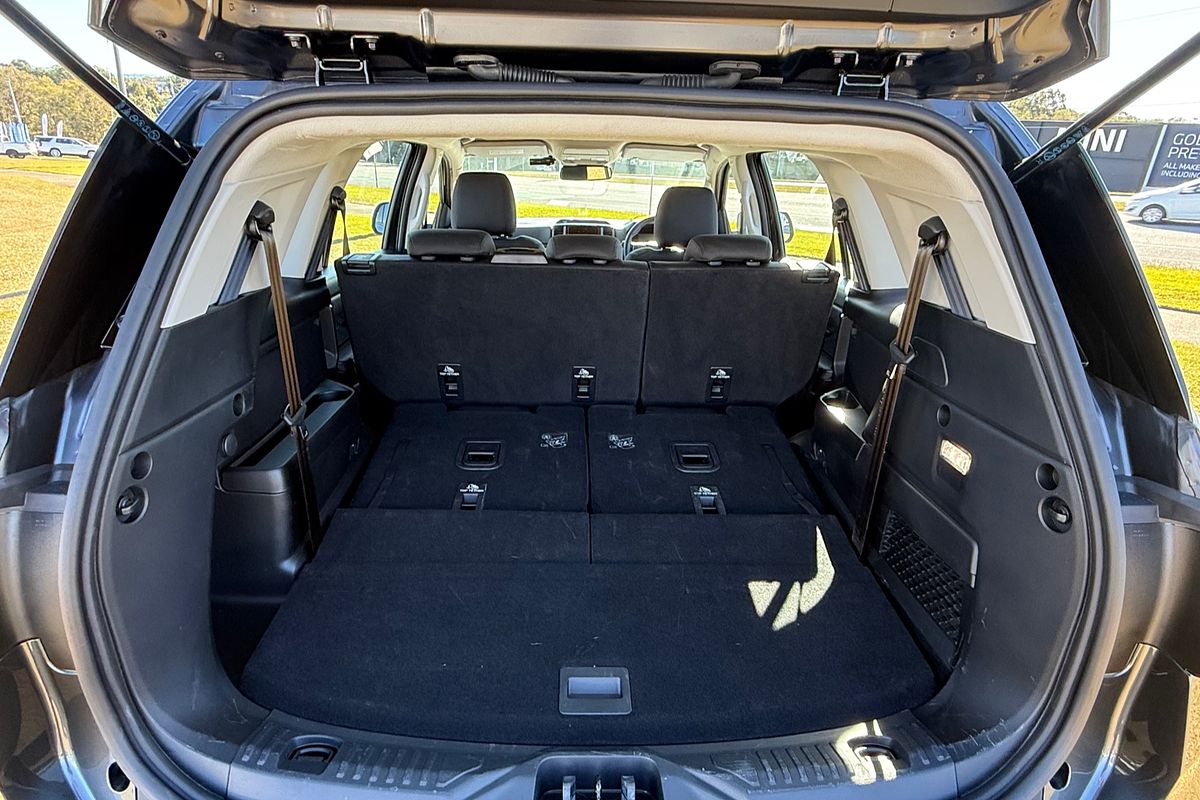 2024 Ford Everest Ambiente 2.0L