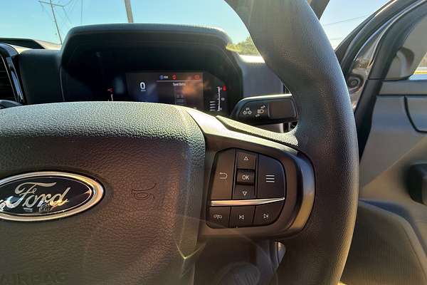 2024 Ford Everest Ambiente 2.0L