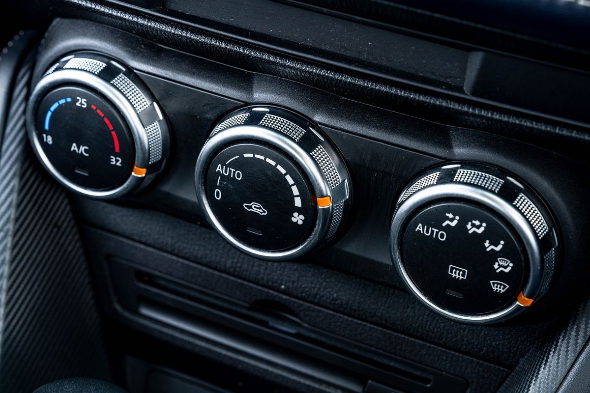2021 Mazda 2 Gsx 1.5P/6At