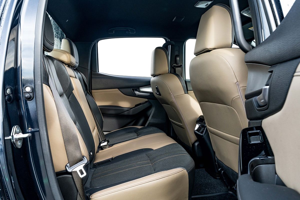 2025 Mazda BT-50 Takami D/C W/S 3.0Dt