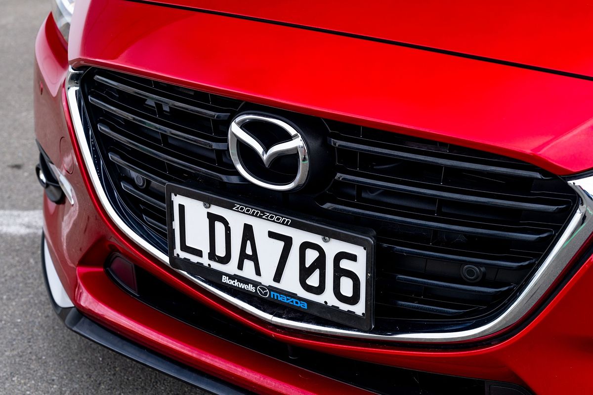 2018 Mazda 3 SP25 Sp25 2.5P/6At