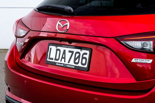 2018 Mazda 3 SP25 Sp25 2.5P/6At