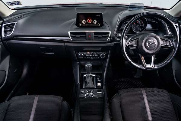2018 Mazda 3 SP25 Sp25 2.5P/6At