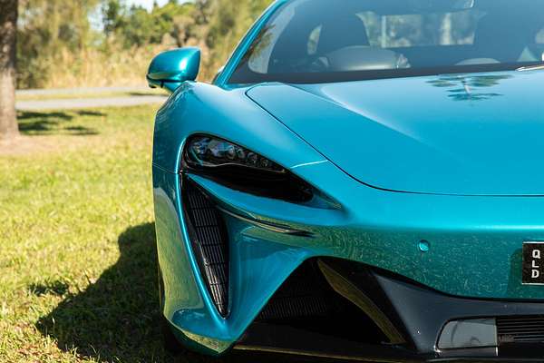 2023 McLaren Artura Performance P16