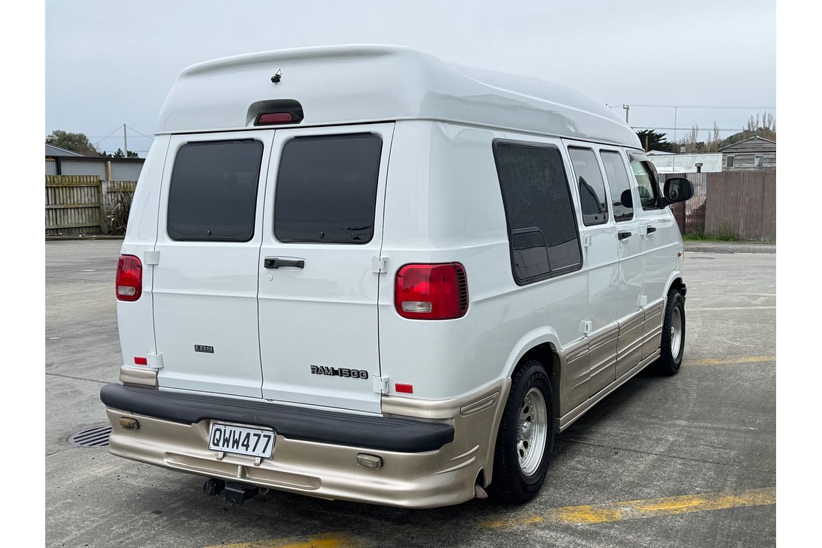2001 Dodge RAM STARCRAFT