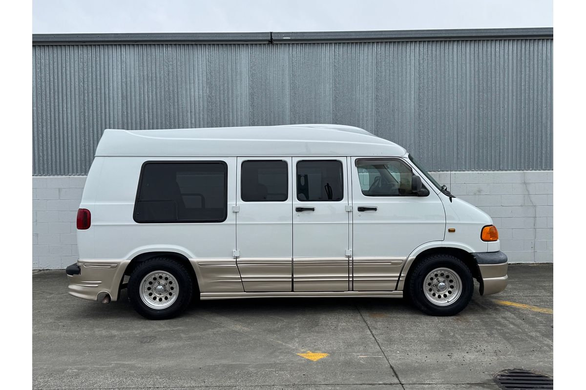 2001 Dodge RAM STARCRAFT