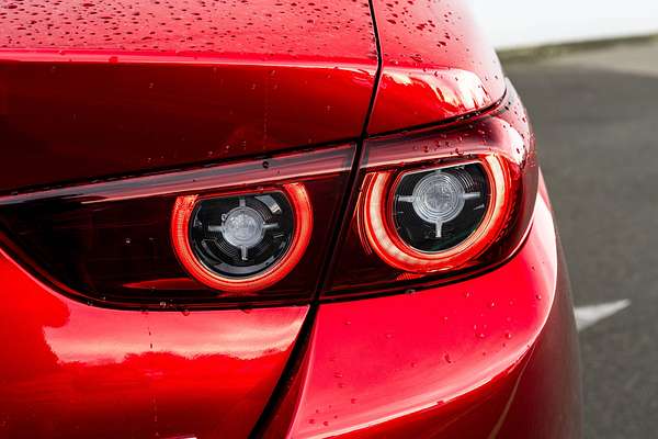 2023 Mazda 3 Limited 2.5P/6At