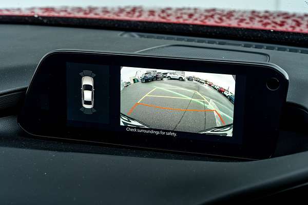 2023 Mazda 3 Limited 2.5P/6At