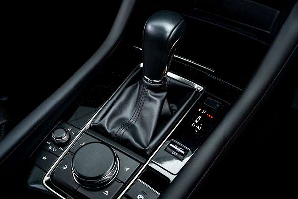 2023 Mazda 3 Limited 2.5P/6At