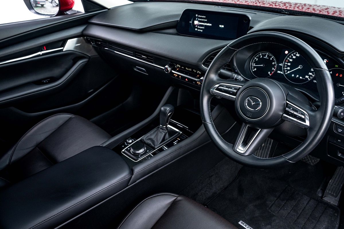 2023 Mazda 3 Limited 2.5P/6At