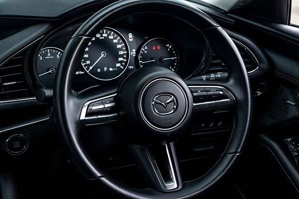 2023 Mazda 3 Limited 2.5P/6At