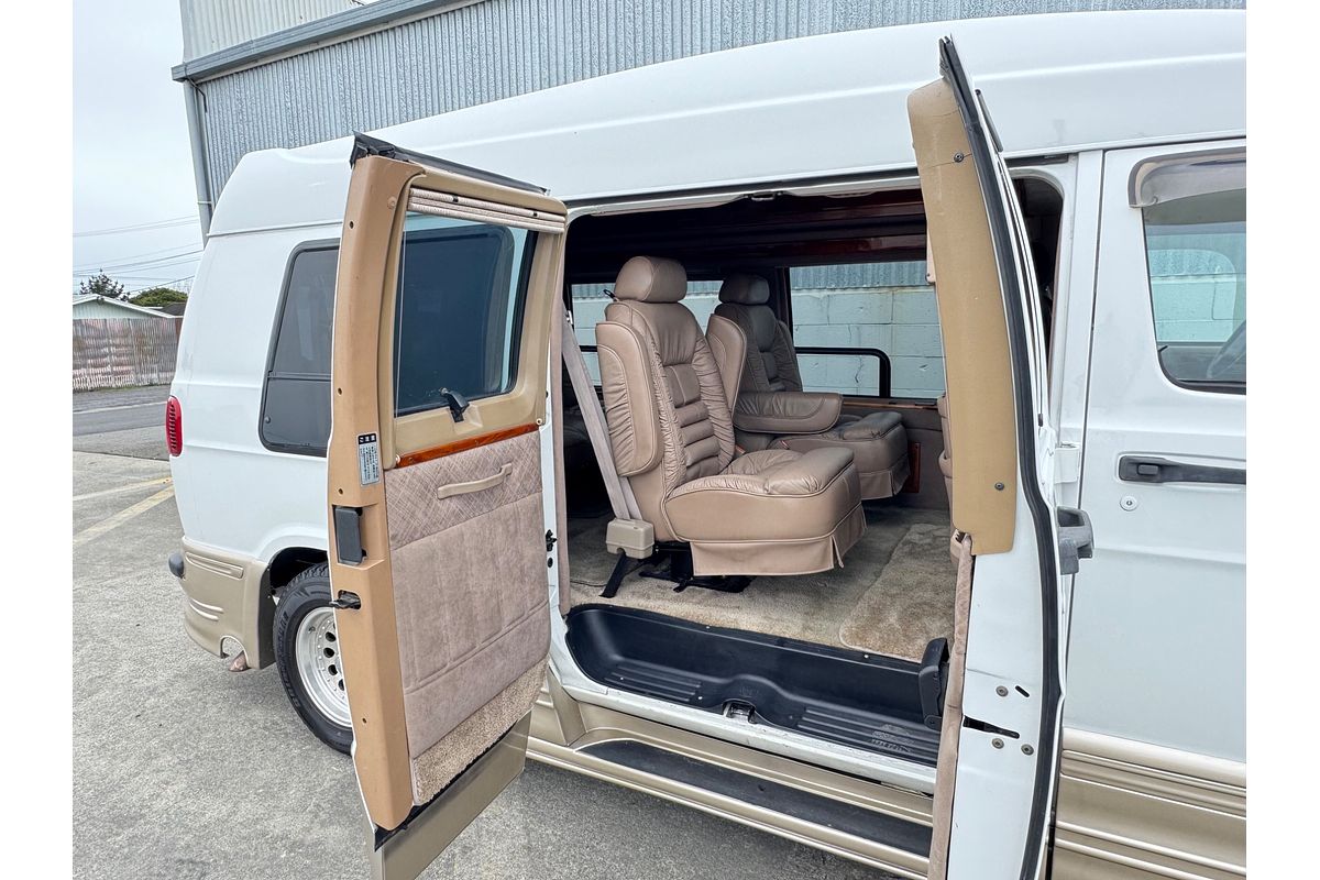 2001 Dodge RAM STARCRAFT