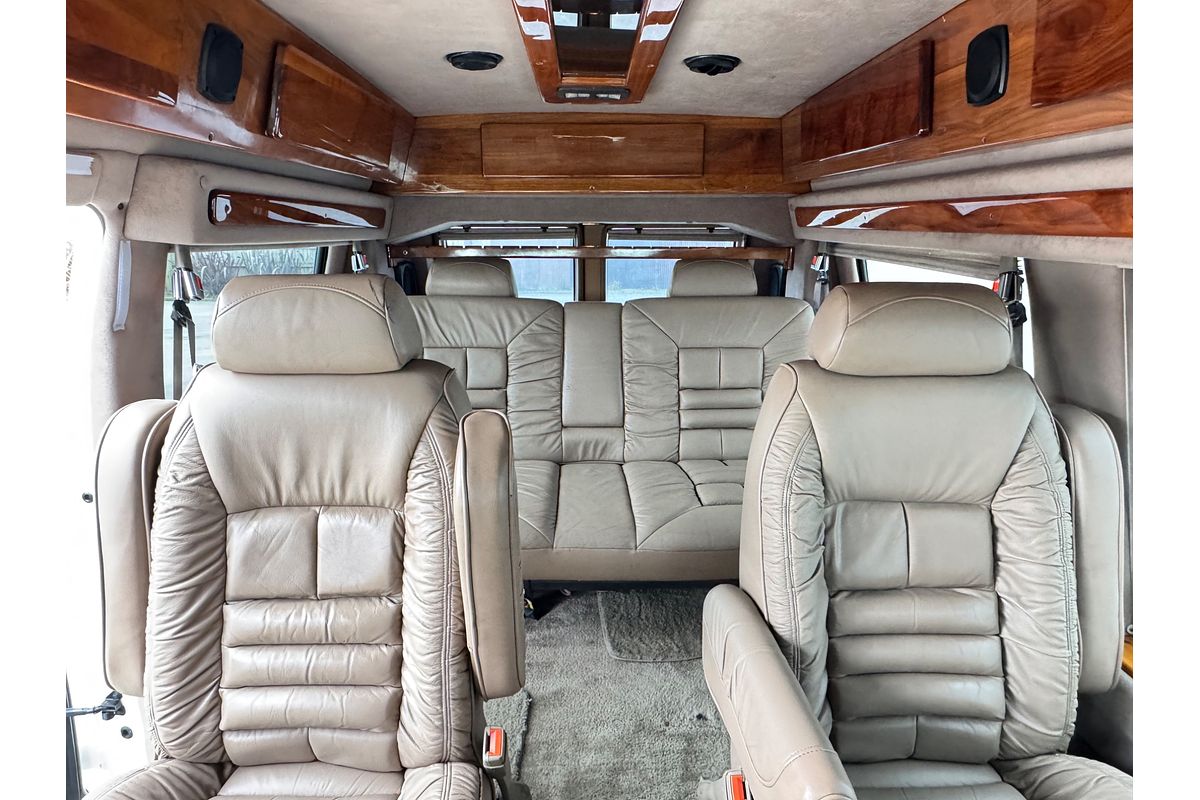 2001 Dodge RAM STARCRAFT