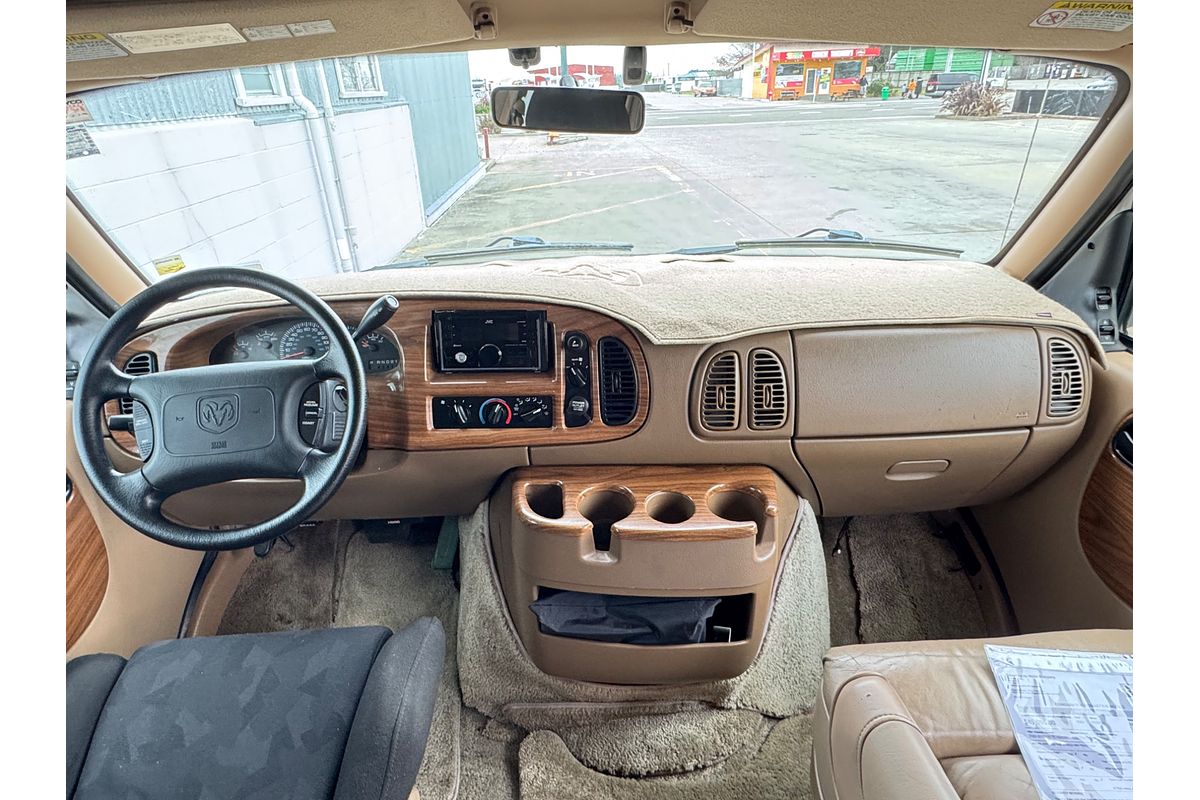 2001 Dodge RAM STARCRAFT