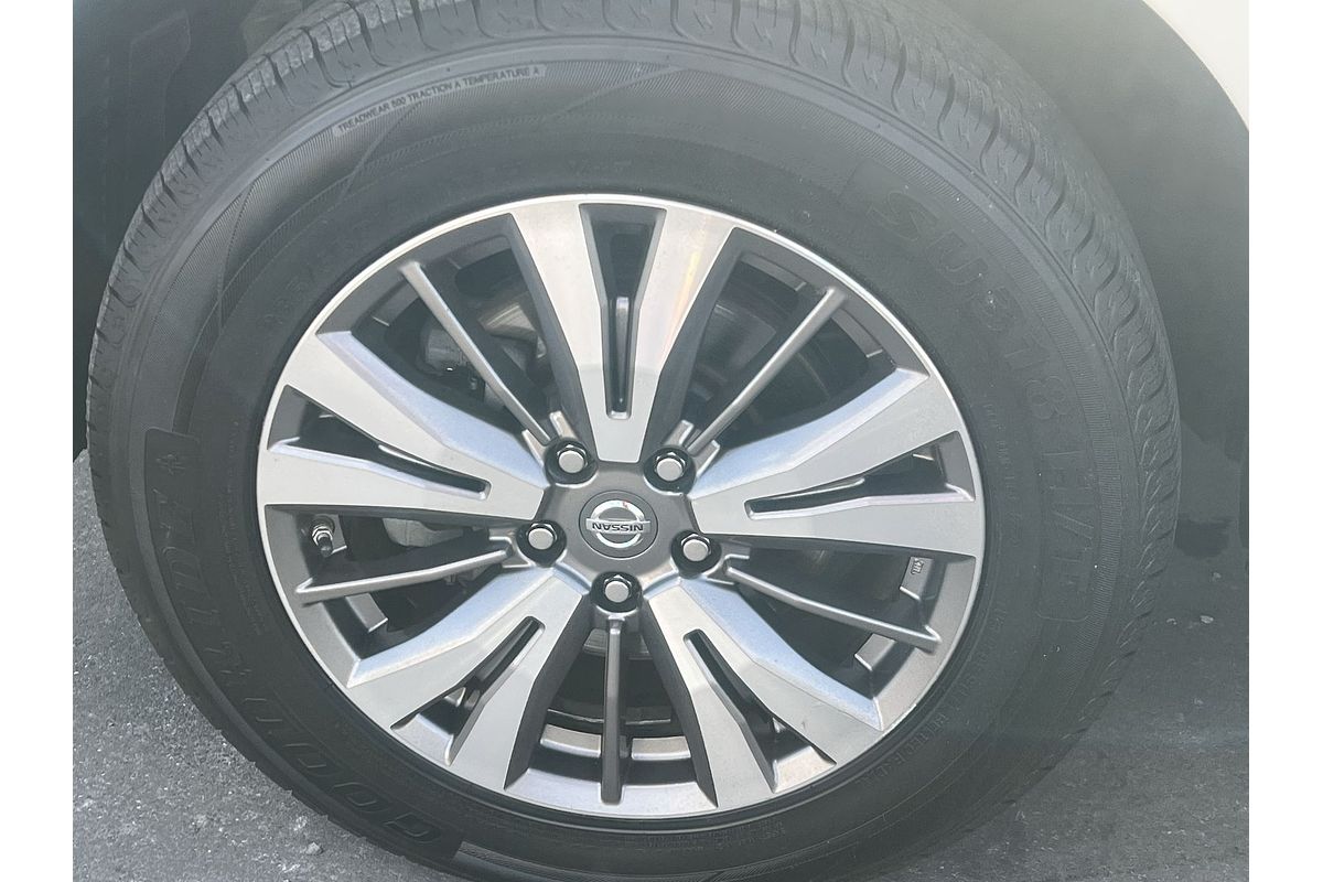 2017 Nissan Pathfinder ST R52 Series II