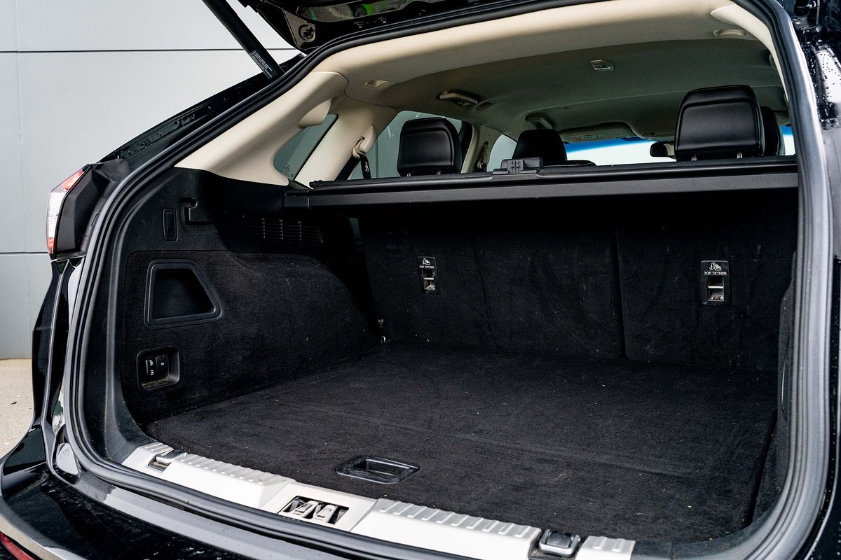 2018 Ford Endura ST-Line CA