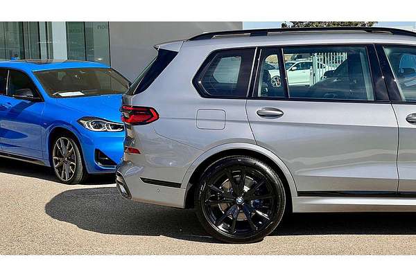 2025 BMW X7 xDrive40d M Sport G07 LCI