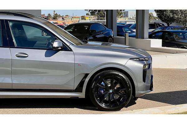 2025 BMW X7 xDrive40d M Sport G07 LCI