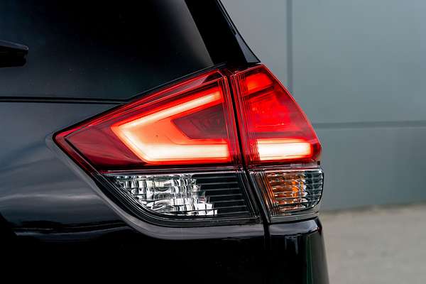 2021 Nissan X-TRAIL ST-L T32
