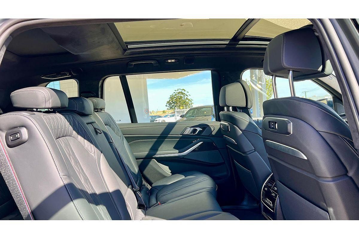 2025 BMW X7 xDrive40d M Sport G07 LCI