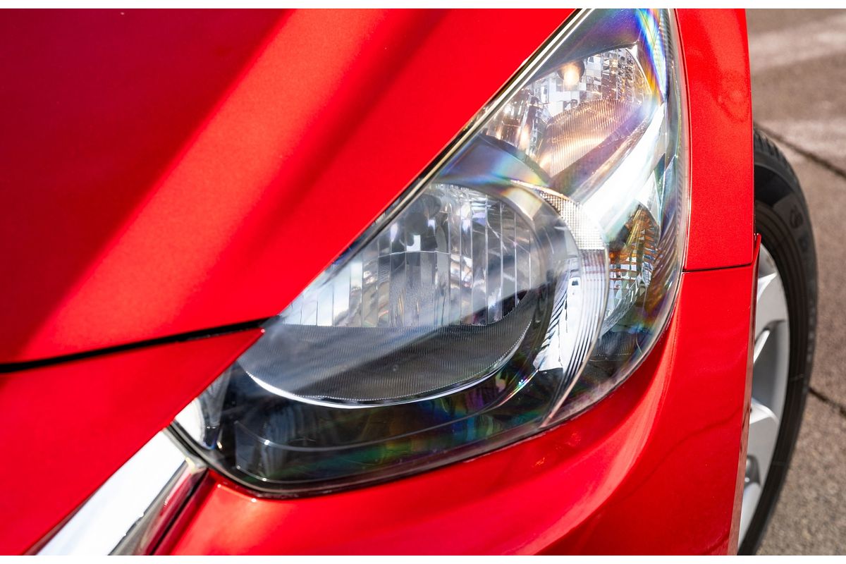 2015 Mazda Demio