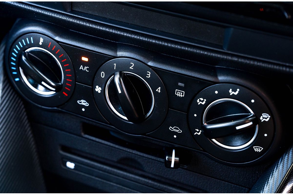 2015 Mazda Demio