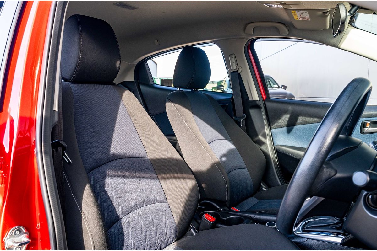 2015 Mazda Demio