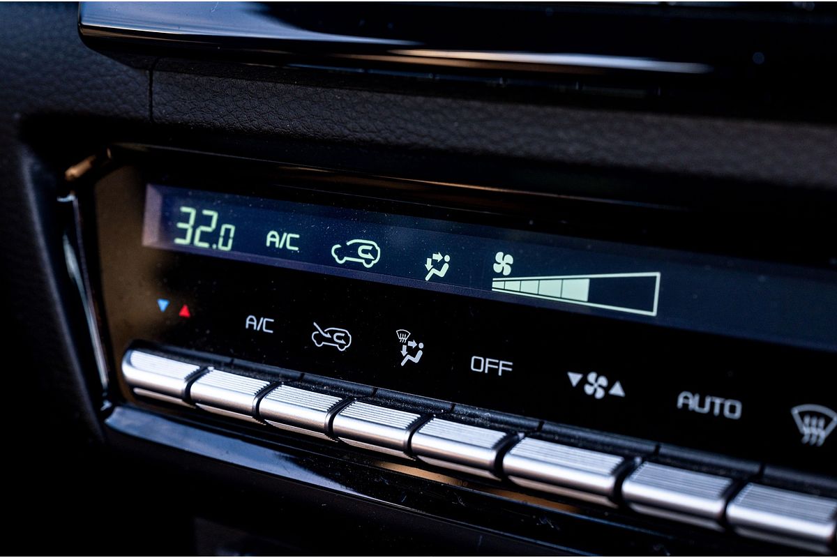2023 Mazda BT-50 Ltd D/C W/S 3.0Dt
