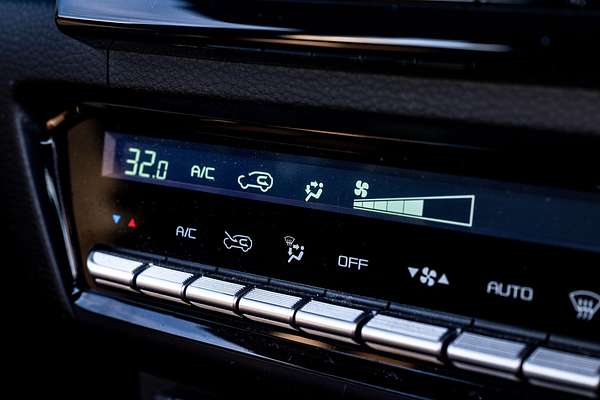 2023 Mazda BT-50 Ltd D/C W/S 3.0Dt