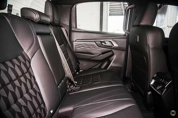 2025 Isuzu D-MAX LS-U+ 4X4