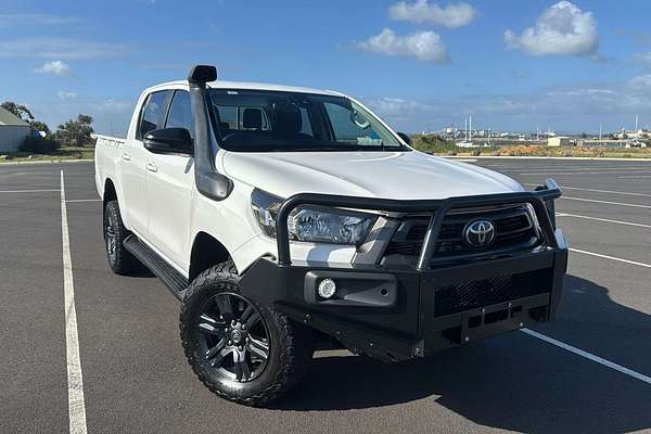 2022 Toyota Hilux SR GUN126R 4X4