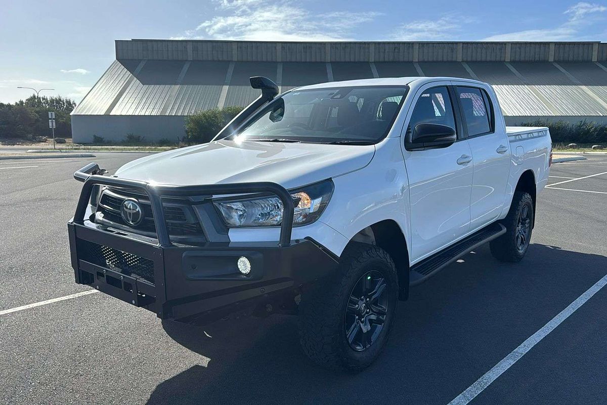 2022 Toyota Hilux SR GUN126R 4X4