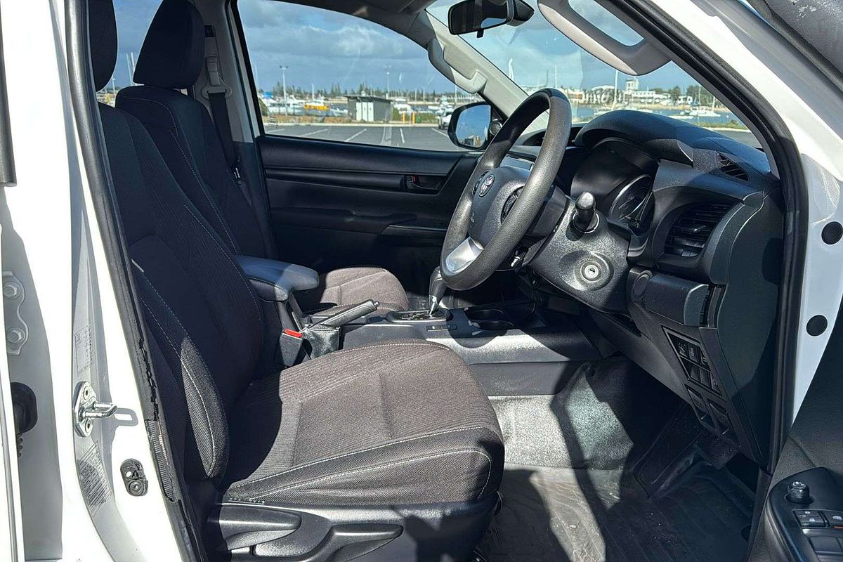 2022 Toyota Hilux SR GUN126R 4X4