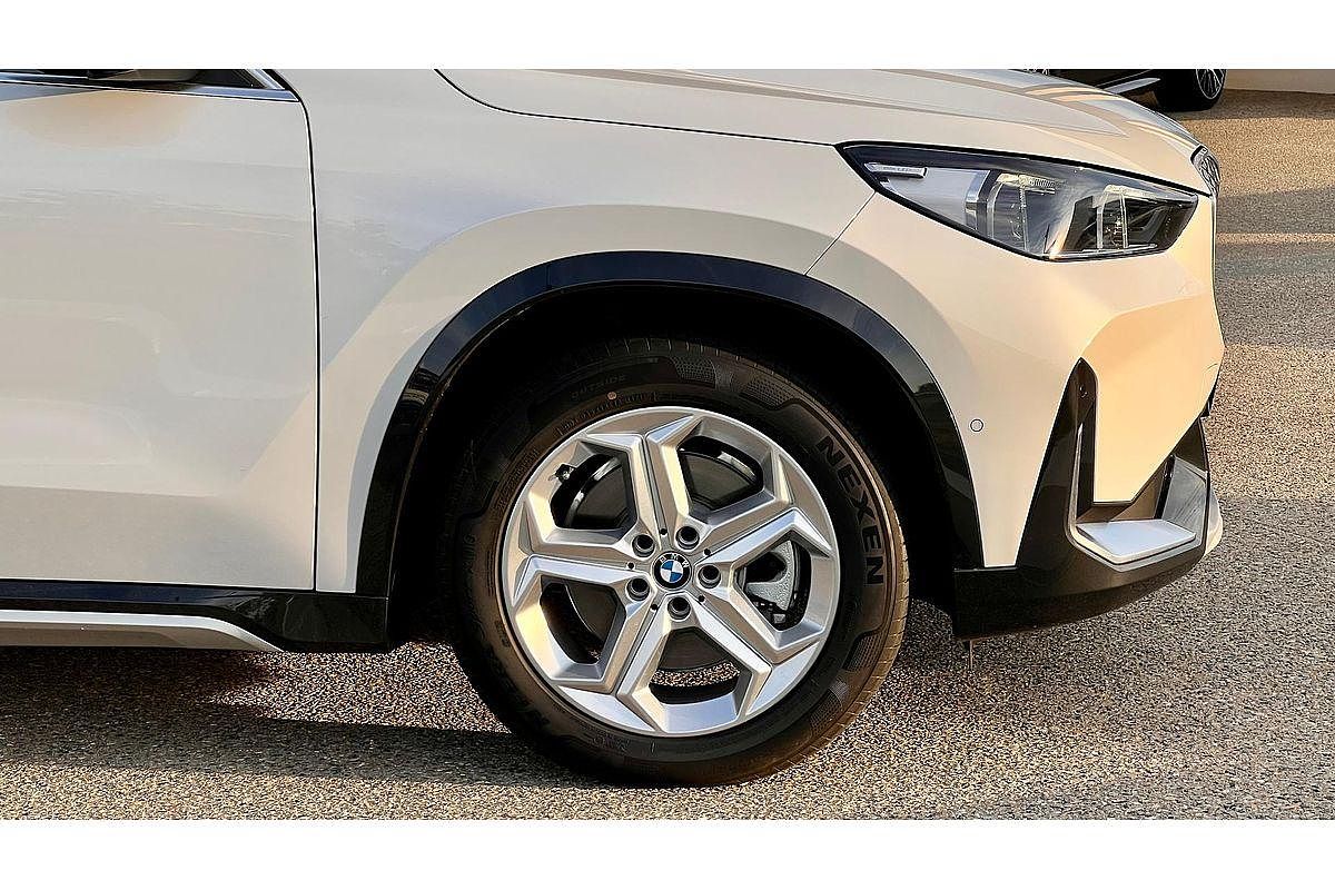 2024 BMW iX1 xDrive30 xLine U11