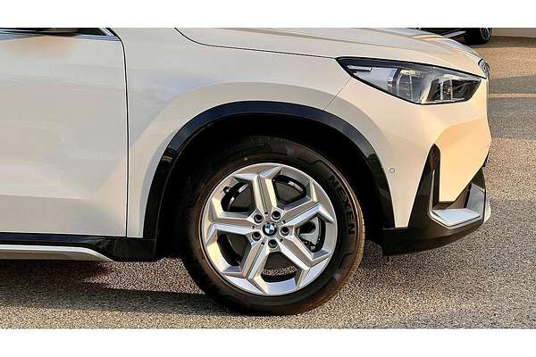 2024 BMW iX1 xDrive30 xLine U11