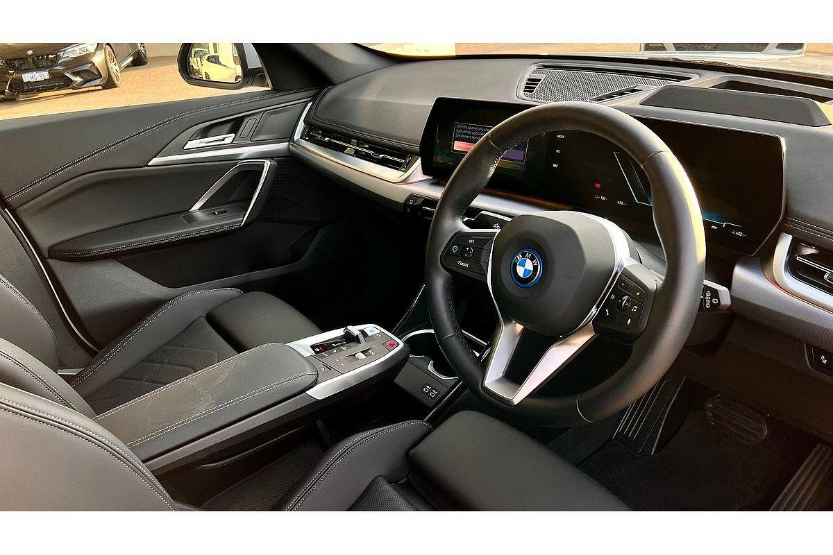 2024 BMW iX1 xDrive30 xLine U11