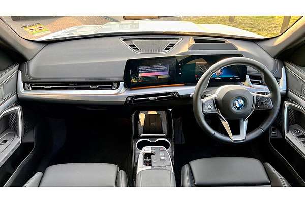 2024 BMW iX1 xDrive30 xLine U11