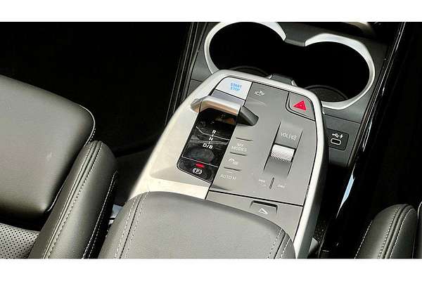 2024 BMW iX1 xDrive30 xLine U11