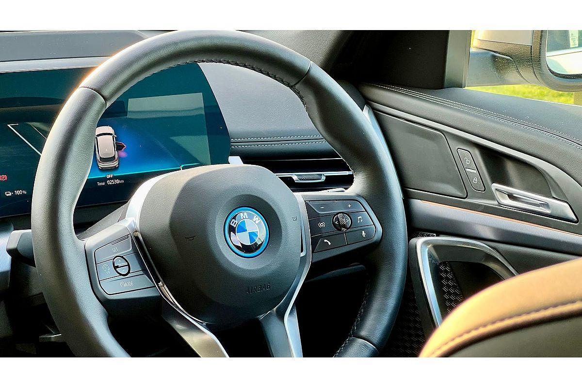 2024 BMW iX1 xDrive30 xLine U11