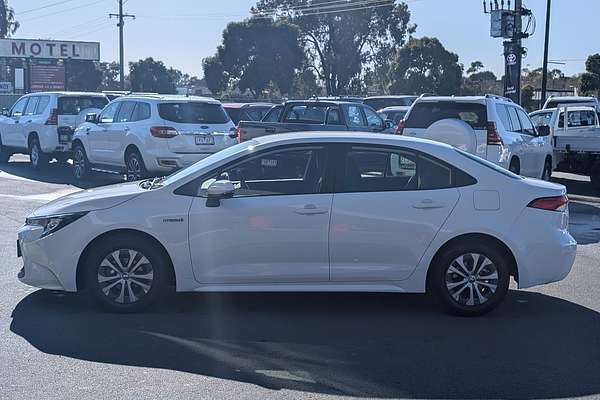 2021 Toyota Corolla Sedan Hybrid Corolla Sedan Hybrid Ascent Sport 1.8L Auto CVT ZWE211R