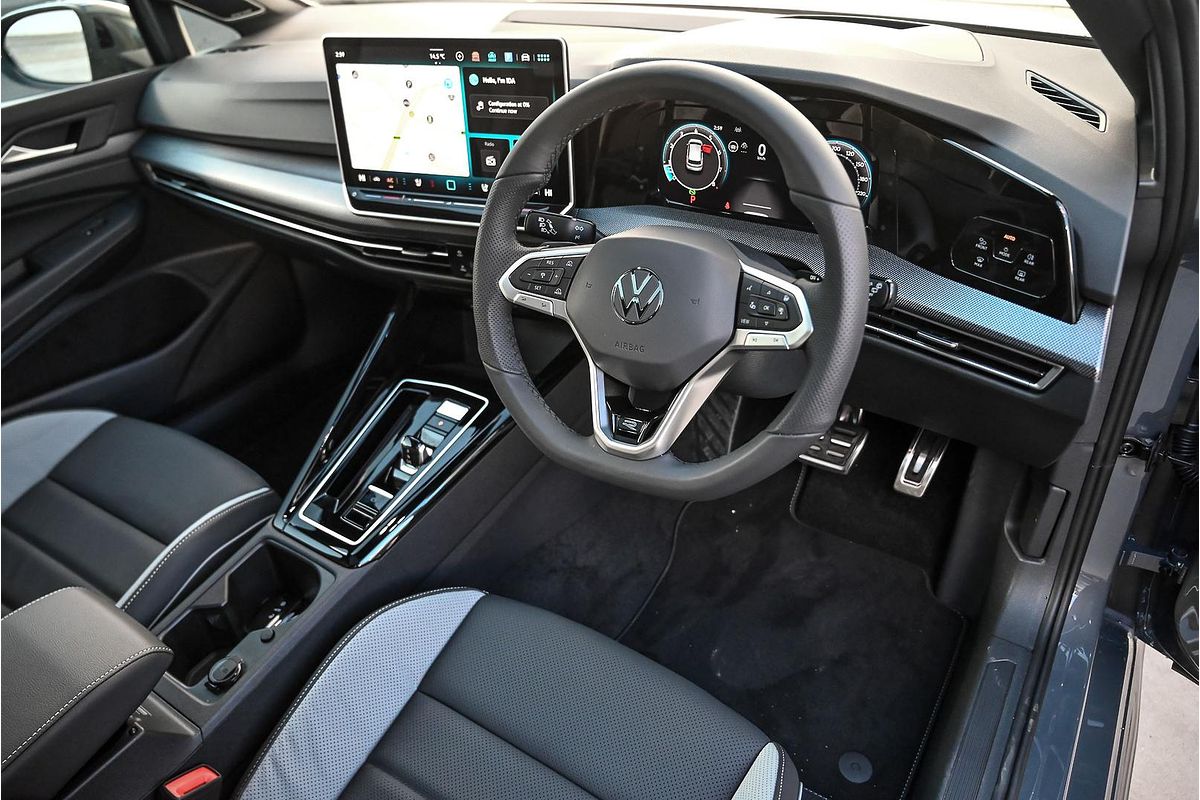 2025 Volkswagen Golf 110TSI R-Line 8.5