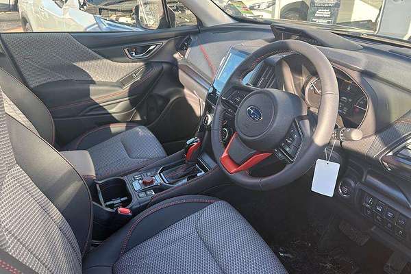 2024 Subaru Forester 2.5i Sport S5
